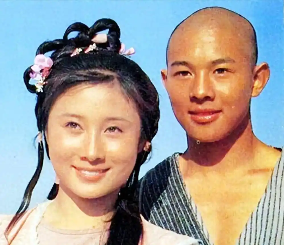 武术巨星李连杰_武术奇才李连杰_李连杰：从武术天才到国际影星