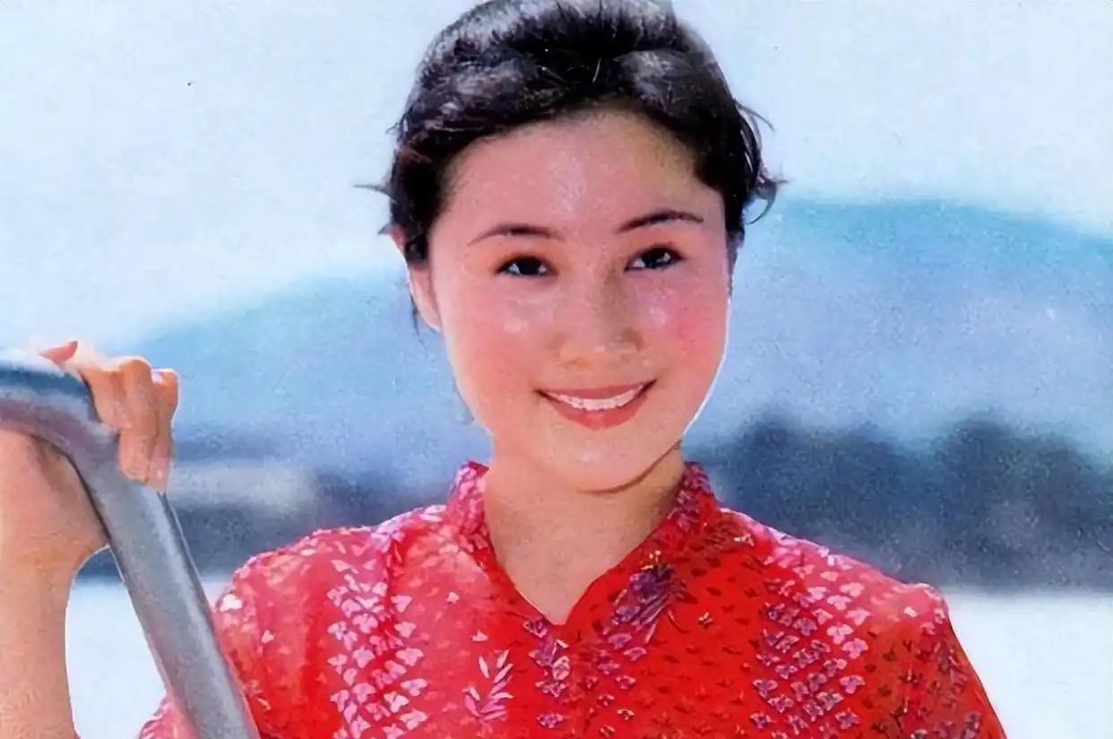 武术巨星李连杰_李连杰：从武术天才到国际影星_武术奇才李连杰