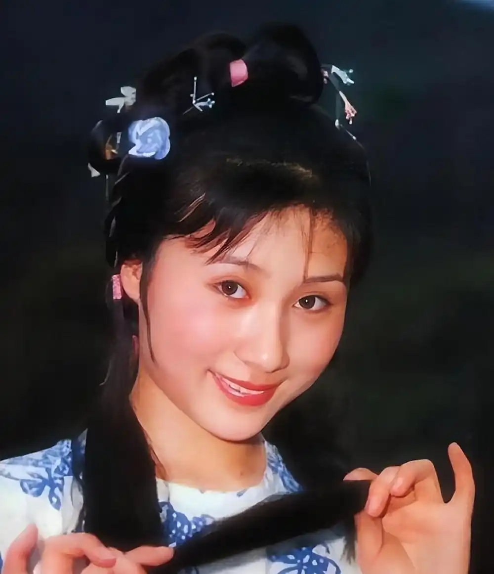 武术巨星李连杰_武术奇才李连杰_李连杰：从武术天才到国际影星